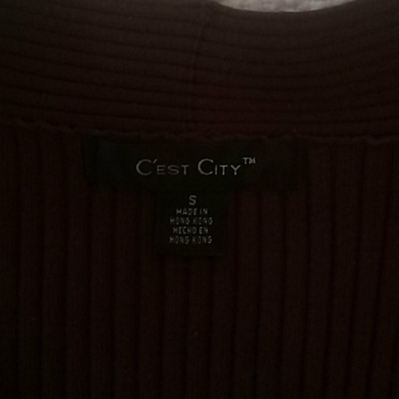 Top - Picture 2 of 5